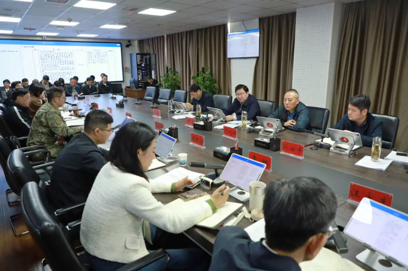 區委常委會召開會議 傳達學習貫徹黨的二十屆四中全會精神